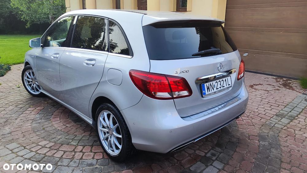 Mercedes-Benz Klasa B 200 7G-DCT Urban - 14
