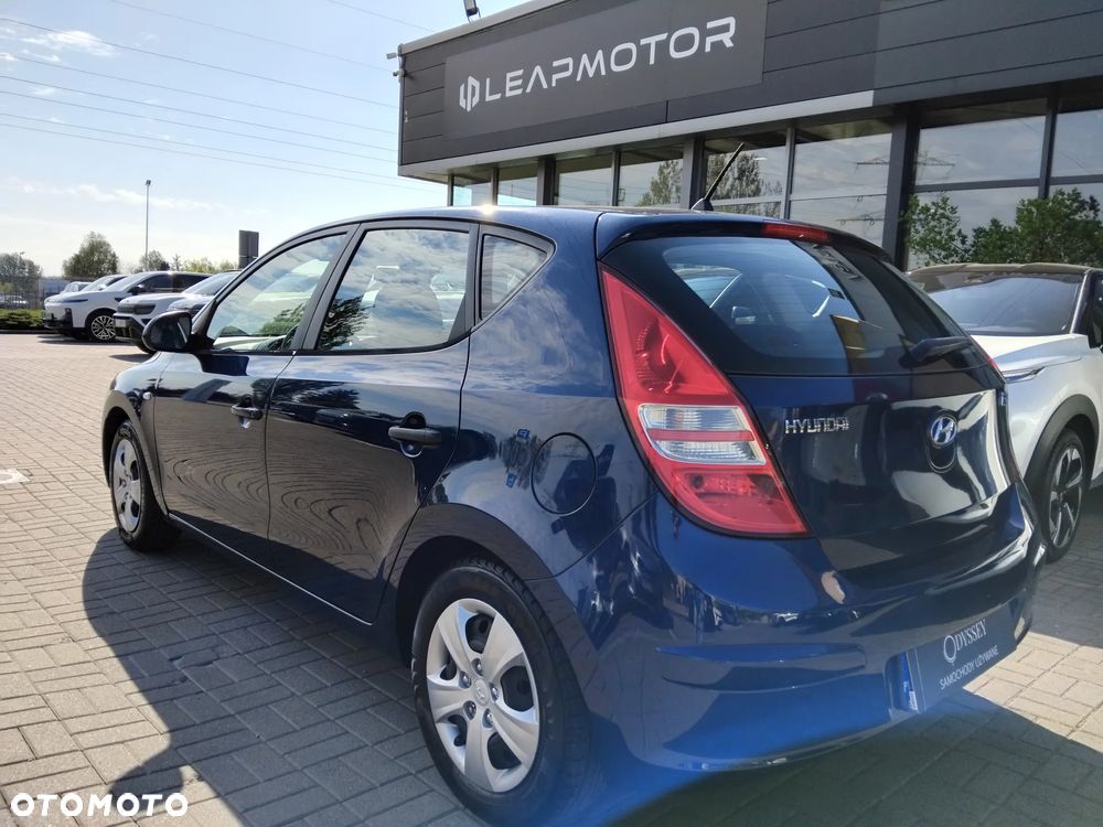 Hyundai i30 1.4 Blue Classic - 4