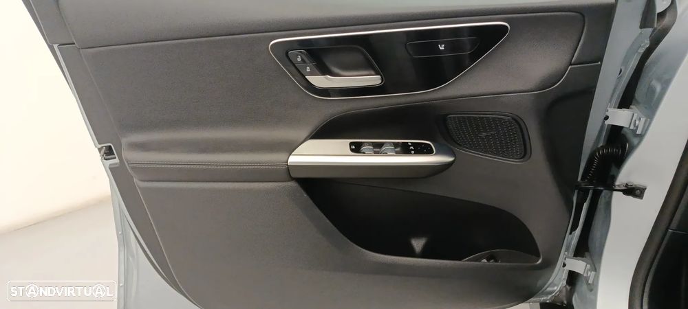 Mercedes-Benz GLC 220 d 4Matic - 27
