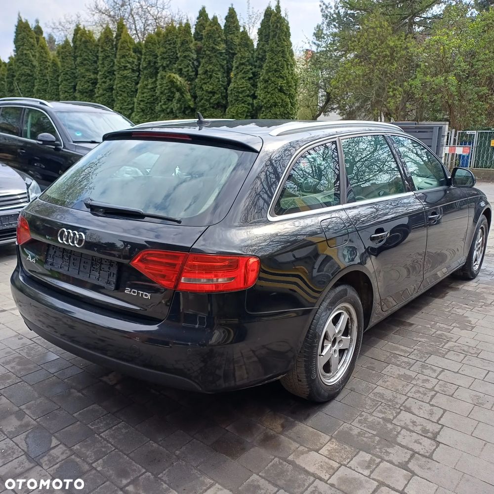 Audi A4 Avant 2.0 TDI DPF Attraction - 8