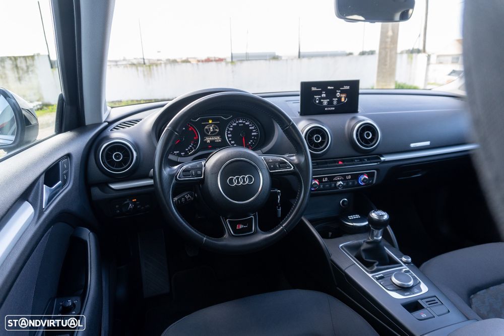 Audi A3 Limousine 1.6 TDI S-line - 16