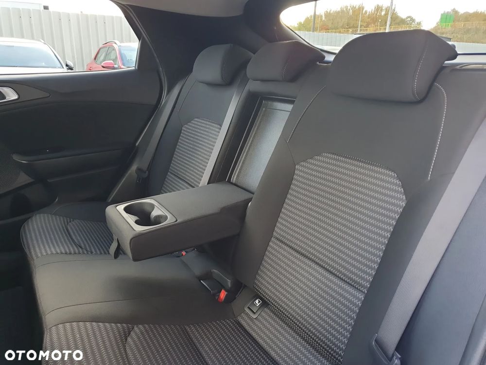 Kia XCeed 1.5 T-GDI M - 16