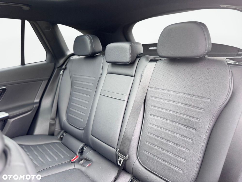 Mercedes-Benz GLC 200 mHEV 4-Matic AMG Line - 13