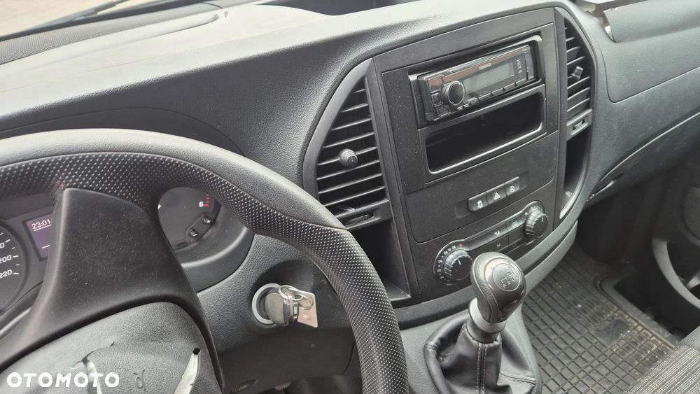 Mercedes-Benz VITO - 11