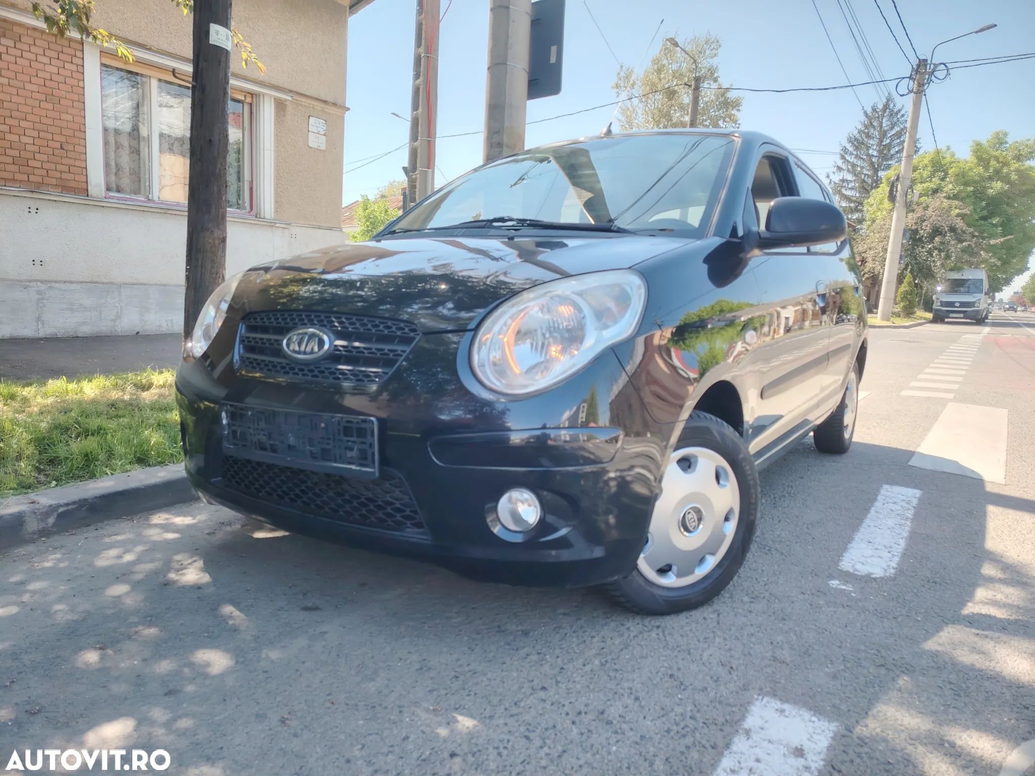 Kia Picanto - 1