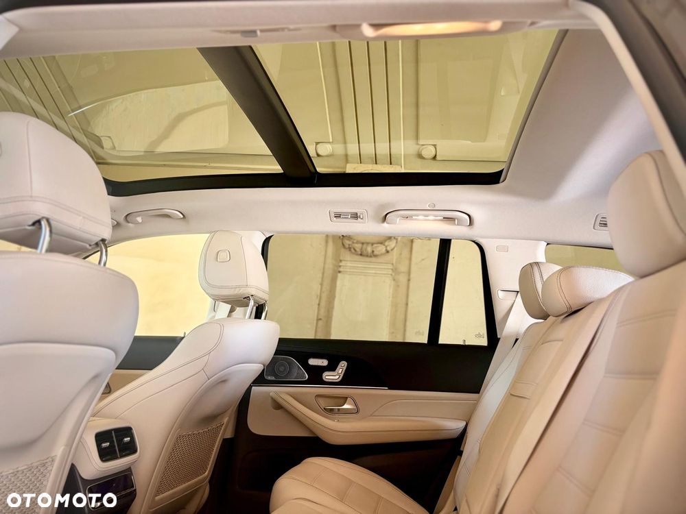 Mercedes-Benz GLS - 13