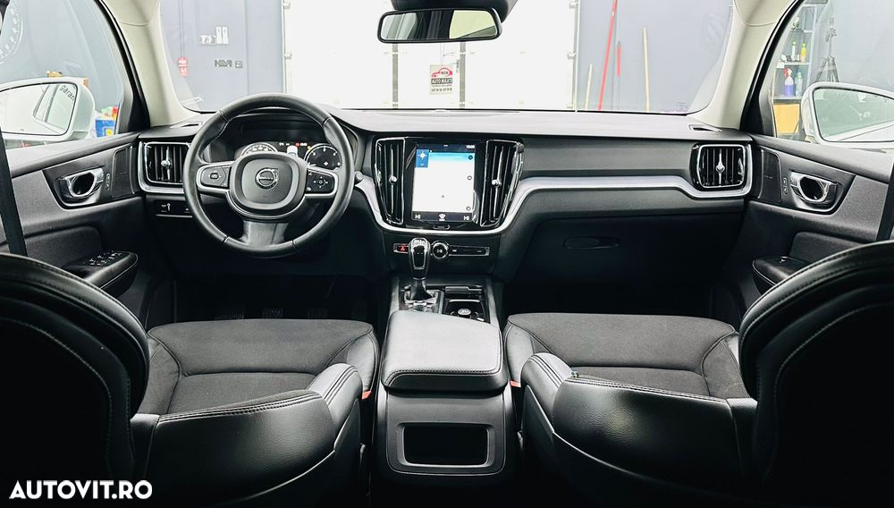 Volvo V60 D4 Momentum Pro - 6