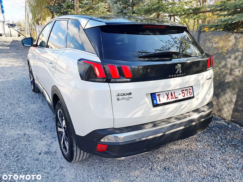 Peugeot 3008 1.6 BlueHDi Allure S&S EAT6 - 31