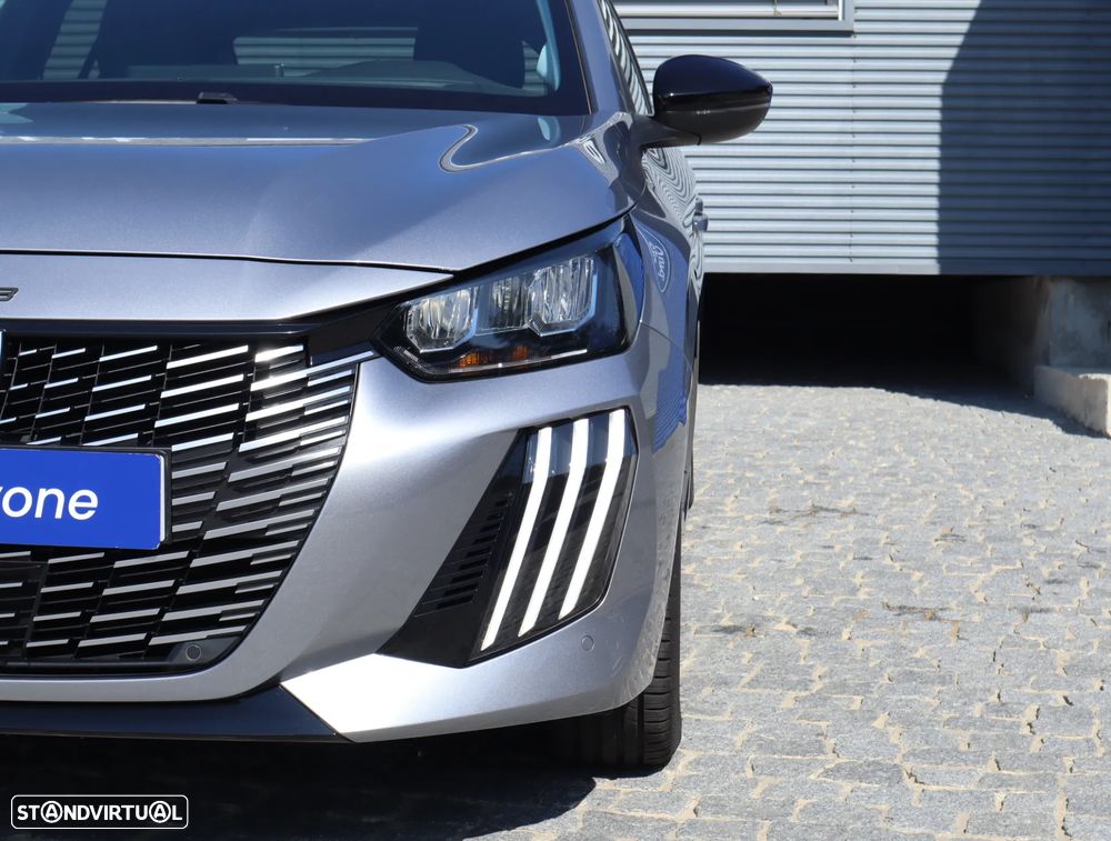 Peugeot 208 1.2 Hybrid Allure e-DCS6 - 11