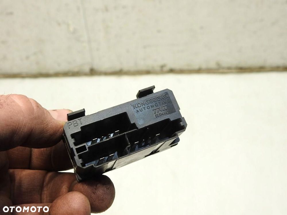 MODUŁ STEROWNIK PODGRZEWANIA FOTELA PRZÓD PEUGEOT 607 9638053380 - 3