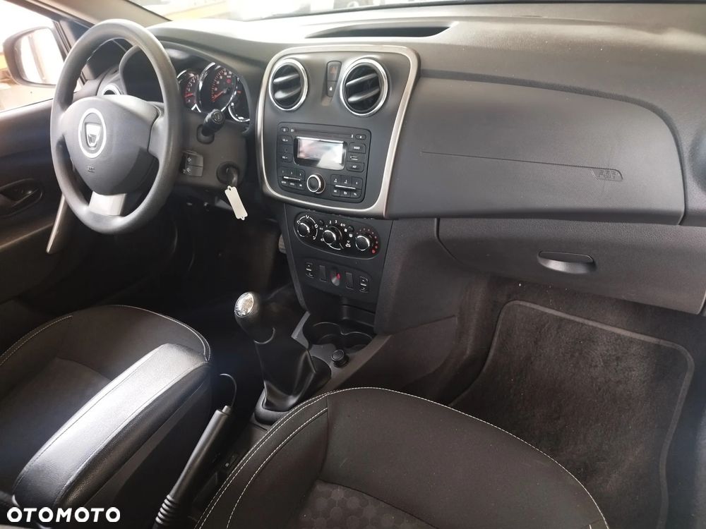 Dacia Logan TCe 90 S&S Laureate - 14