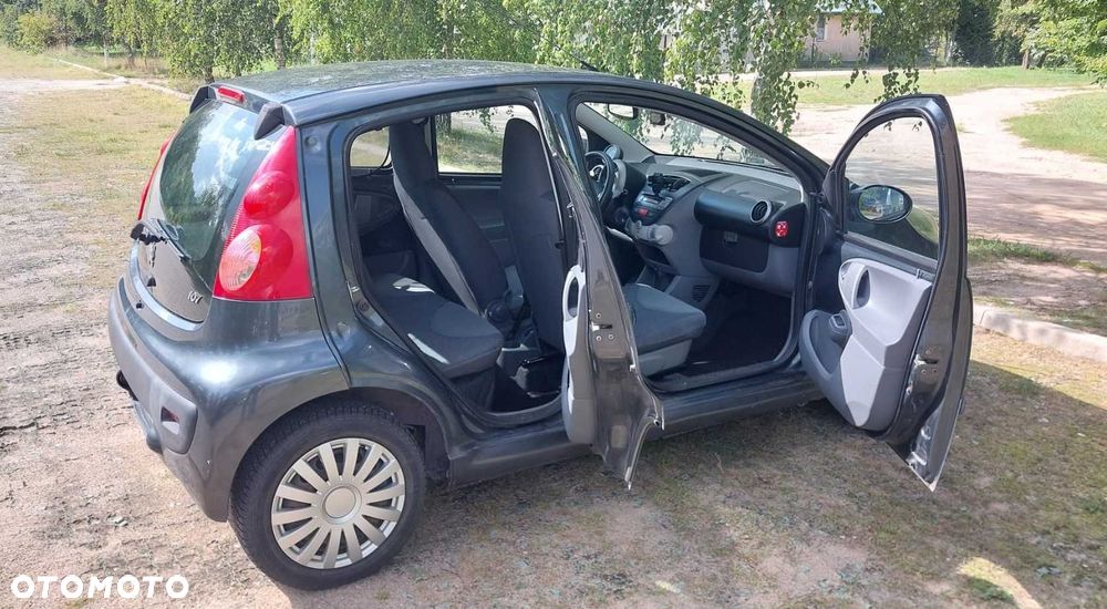 Peugeot 107 - 4