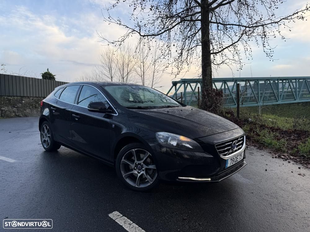 Volvo V40 D2 Ocean Race - 1