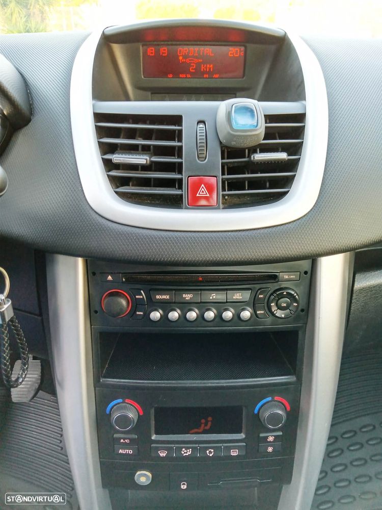 Peugeot 207 1.4 16V Sport - 7