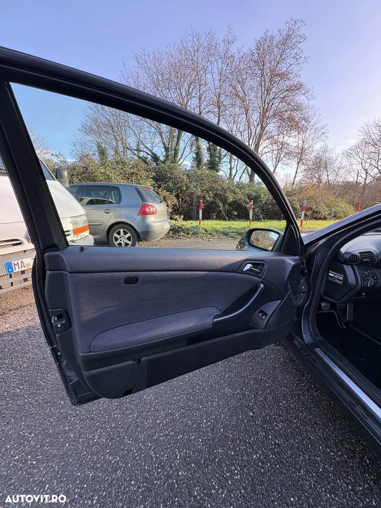 Mercedes-Benz C 180 K Sportcoupe - 9