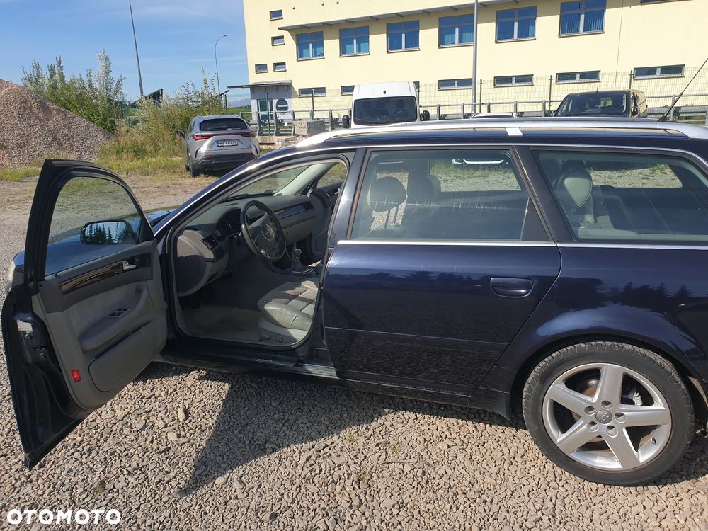 Audi A6 - 4