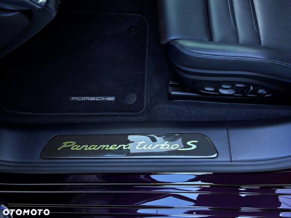 Porsche Panamera - 20