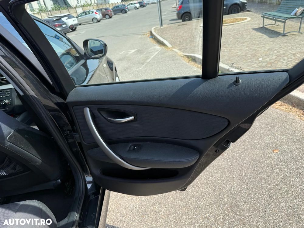 BMW Seria 1 118d - 17