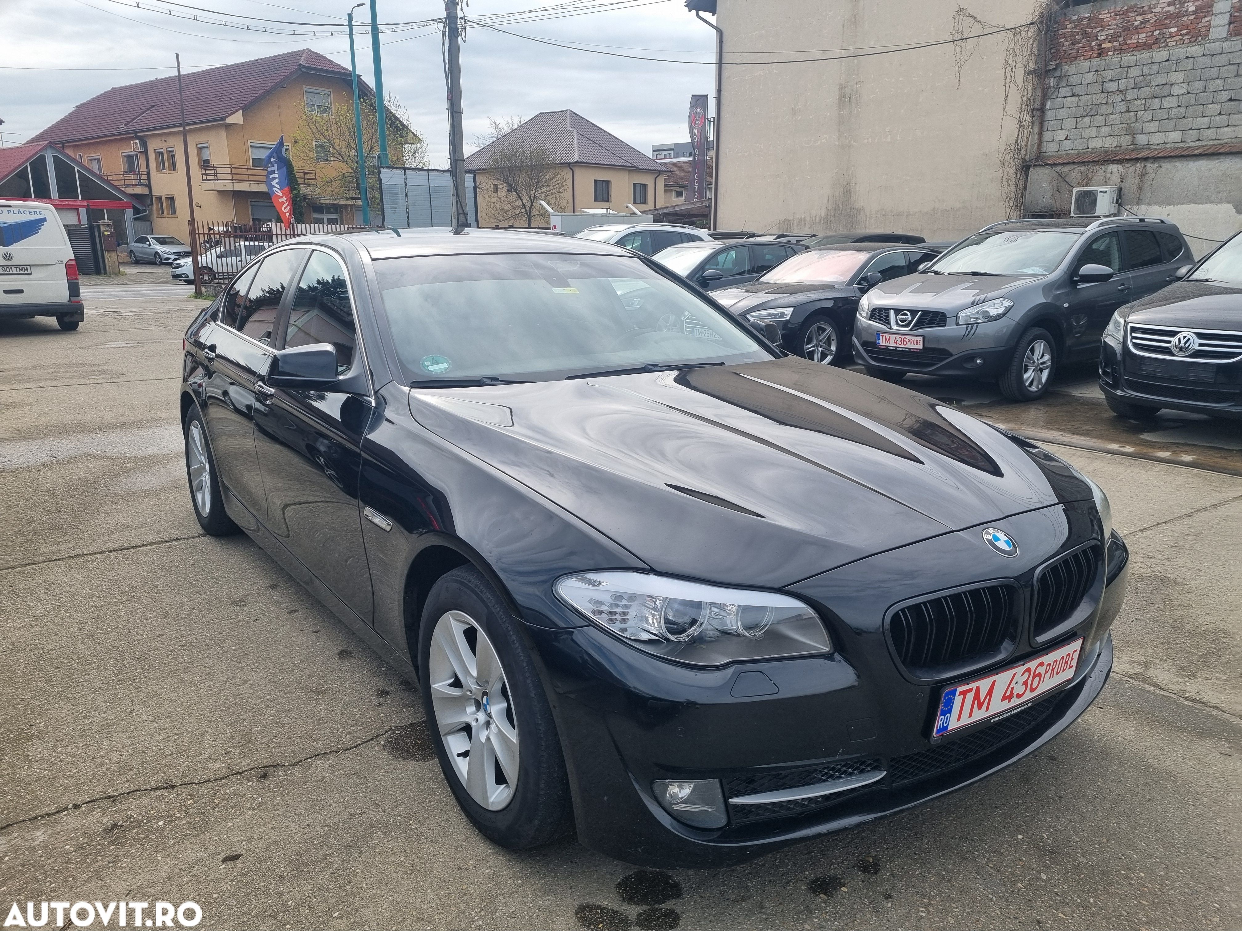 BMW Seria 5 520d Aut. Luxury Line - 1