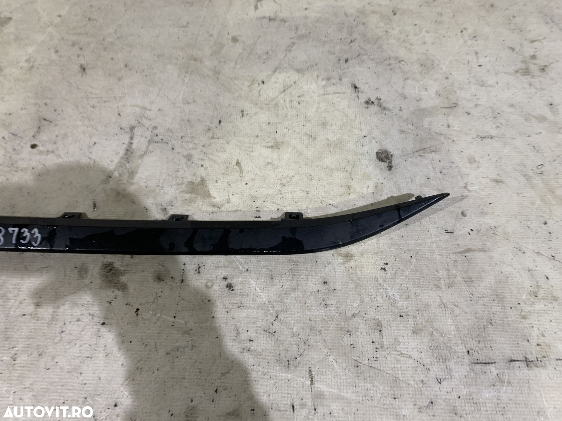 Ornament spoiler bara spate, Toyota Corolla Kombi, 2019, 2020, 2021, 2022, 2023, cod origine OE 52754-02090. - 2