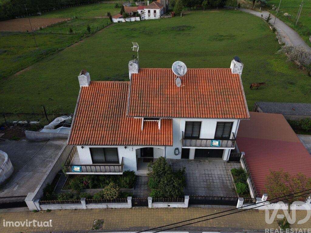 Casa T3 em Sabugal e Aldeia de Santo António de 130,00 m2 - Grande imagem: 2/30