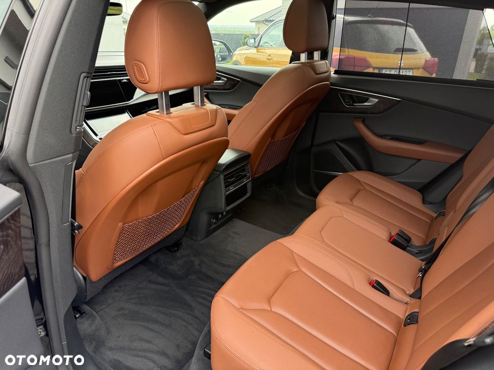 Audi Q8 SUV TFSI quattro 250 kW tiptronic S line business - 12