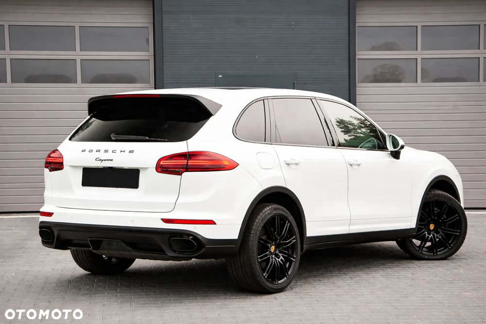 Porsche Cayenne - 3