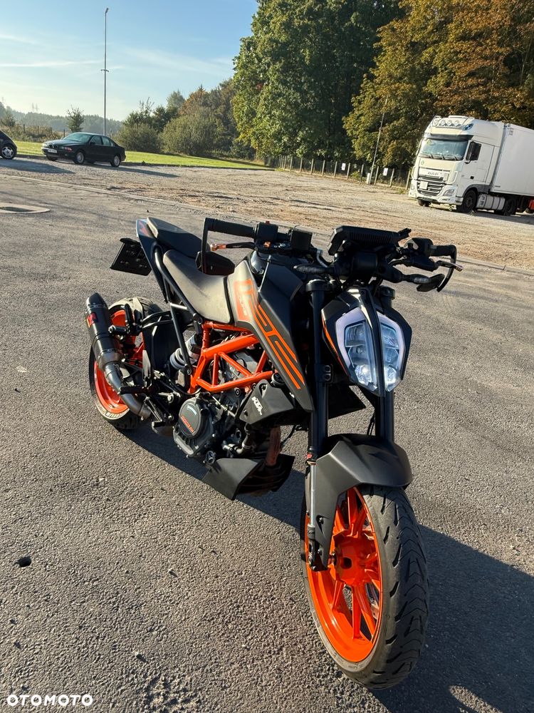 KTM Duke 125