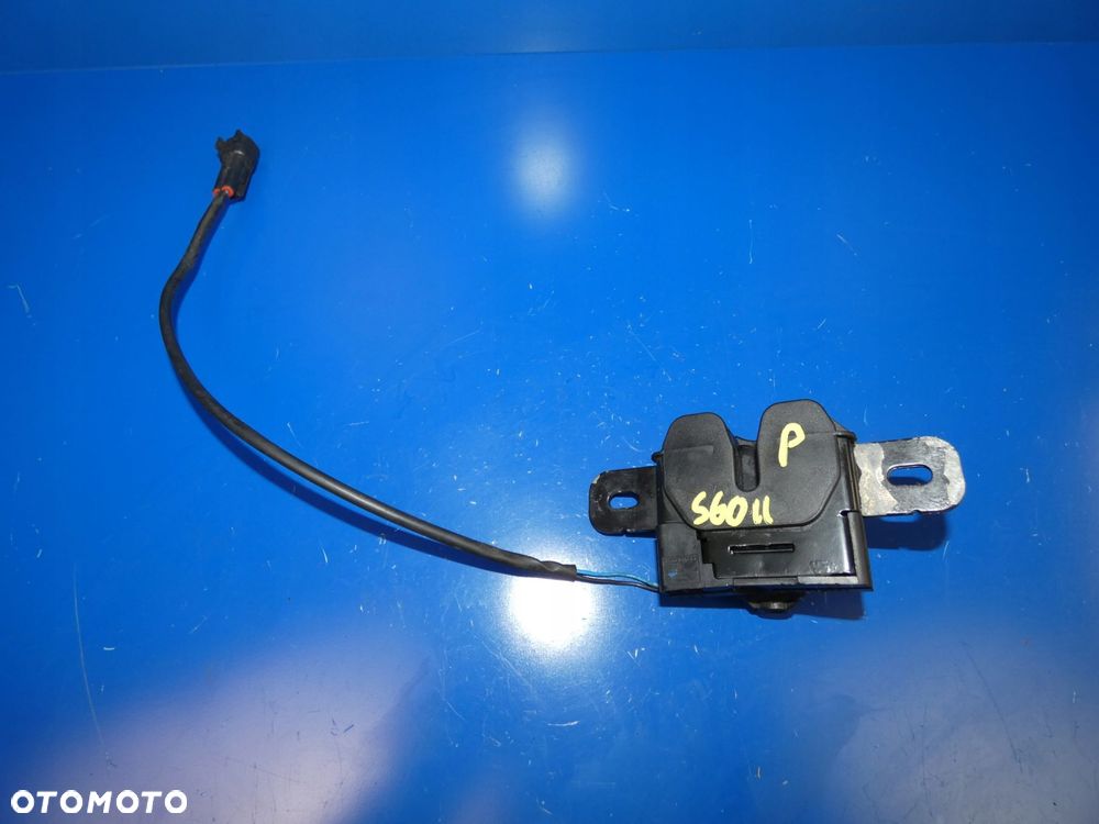 VOLVO S60 II V60 ZAMEK MASKI LEWY Z CZUJNIKIEM - 1