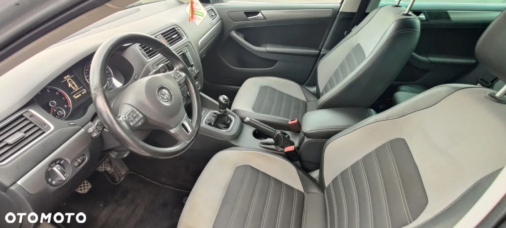 Volkswagen Jetta 1.4 TSI Highline - 10
