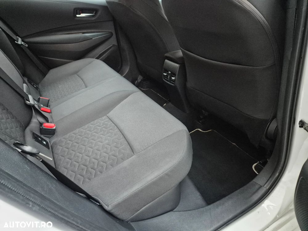 Toyota Corolla Sedan 1.8 HSD Business Plus - 22