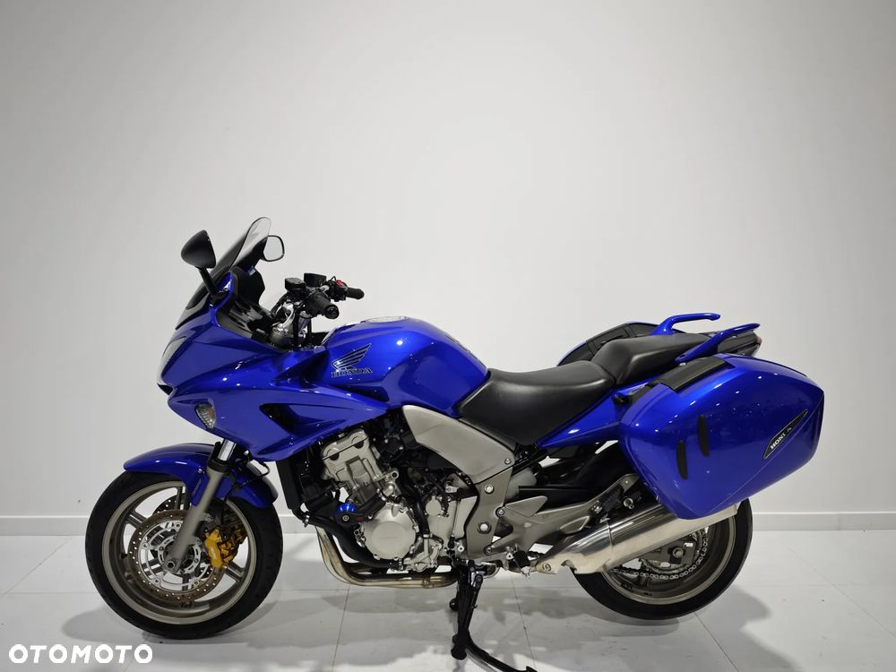 Honda CBF - 30