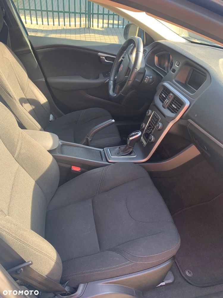 Volvo V40 ver-t4-kinetic - 5