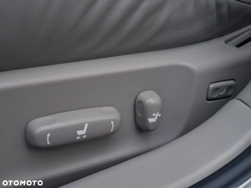 Lexus GS 450h Prestige + - 24