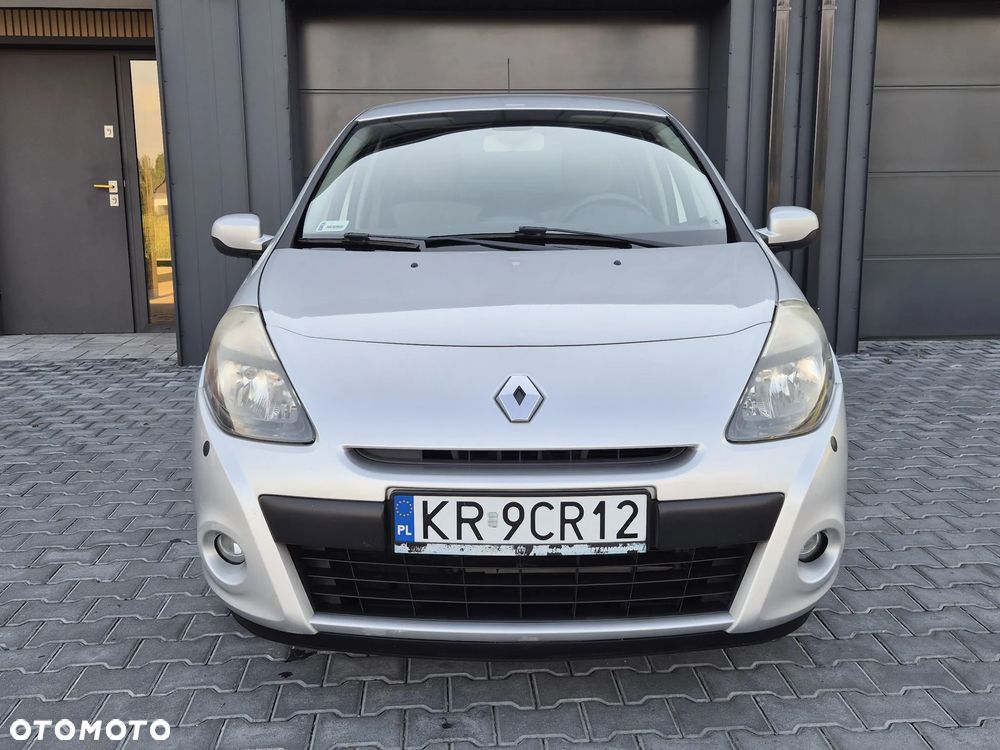 Renault Clio - 9