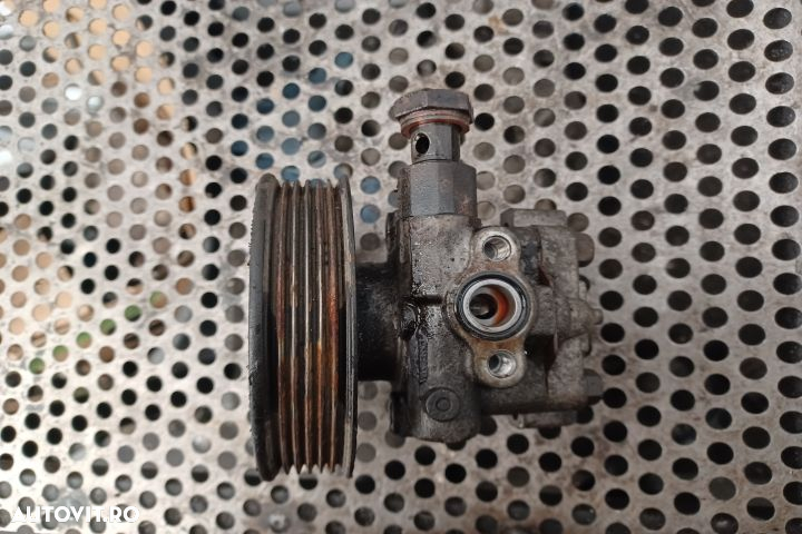 POMPA SERVO Hyundai Santa Fe  seria - 2