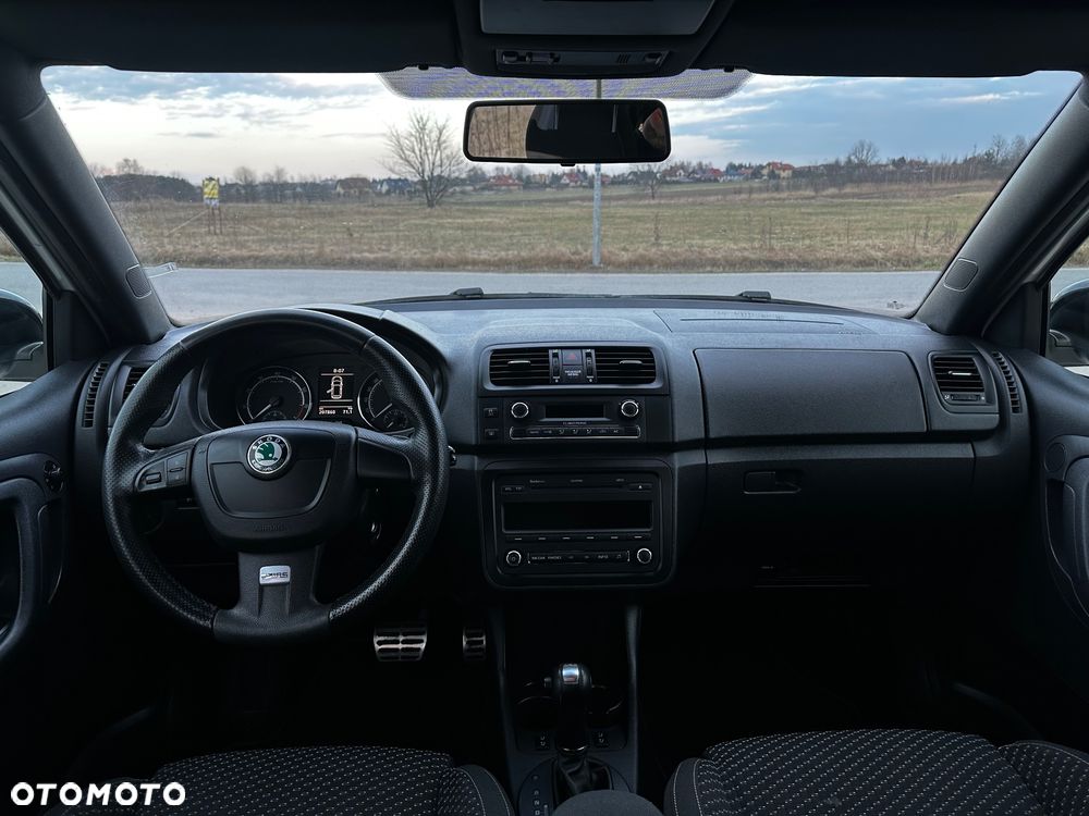 Skoda Fabia 1.4 TSI DSG RS - 14