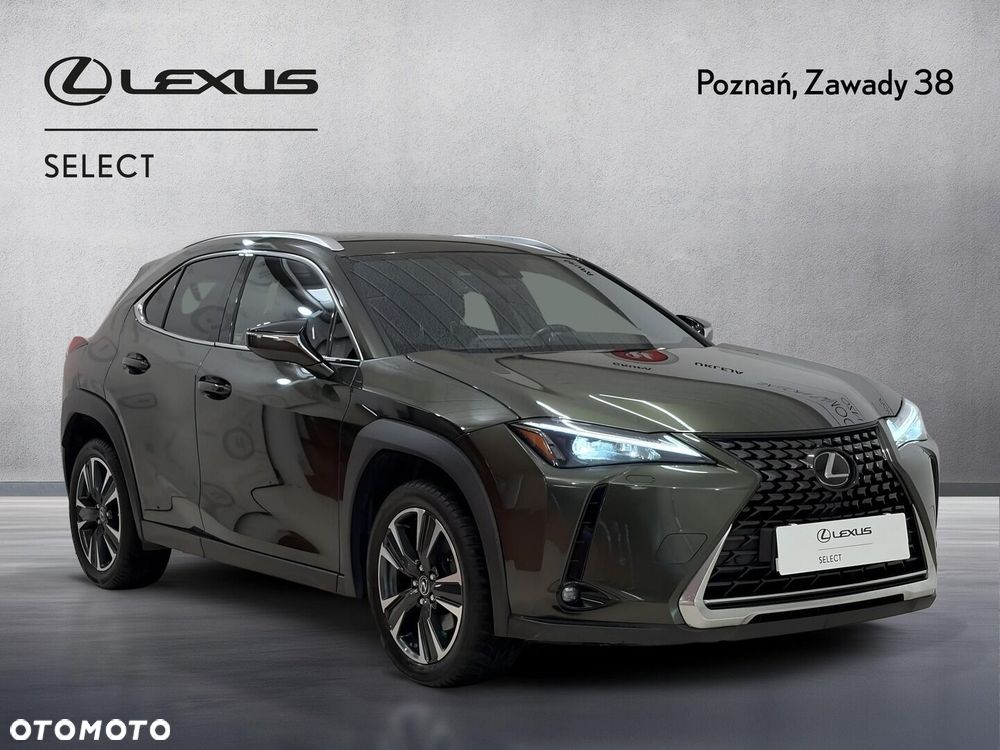Lexus UX - 9