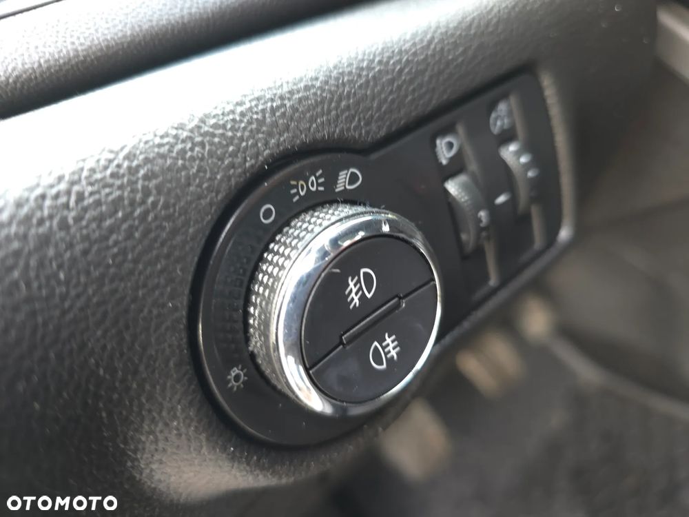 Opel Astra 1.6 Active EU6 - 21