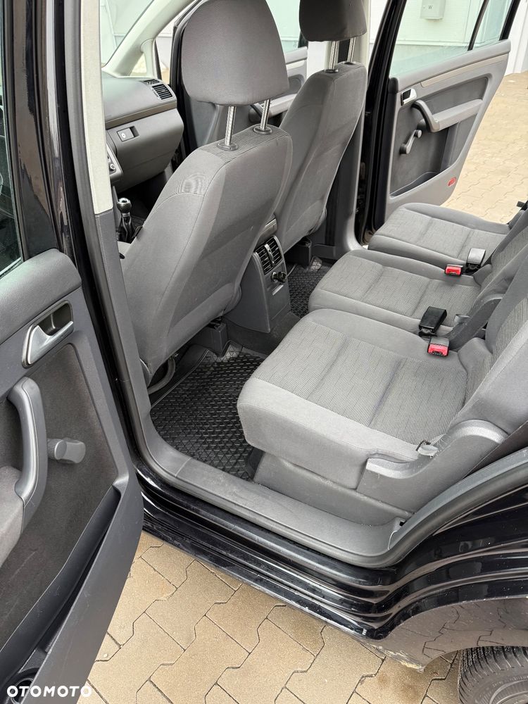 Volkswagen Touran 1.9 TDI Trendline - 21