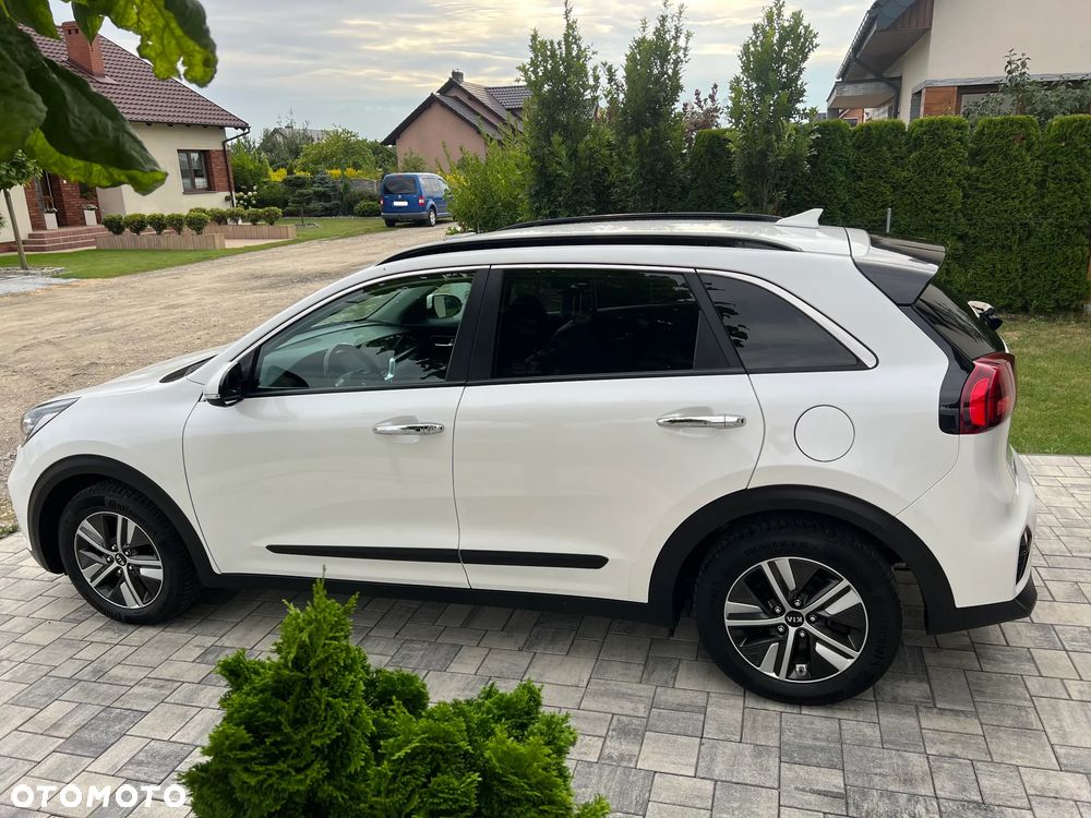 Kia Niro 1.6 GDI Hybrid L Business Line - 8