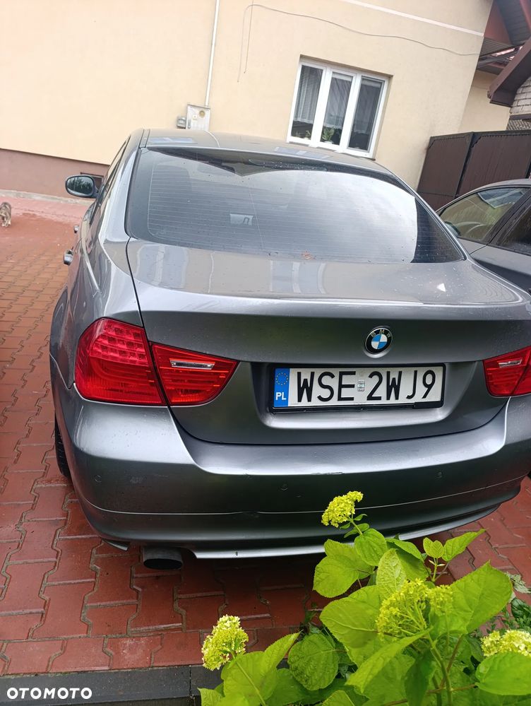 BMW Seria 3 318i - 3