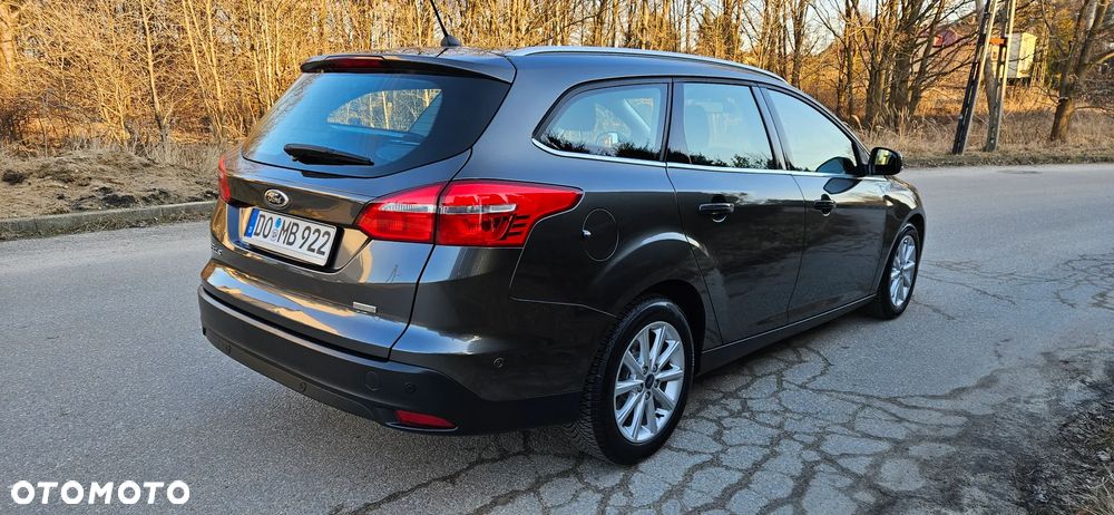 Ford Focus 1.0 EcoBoost Titanium - 3