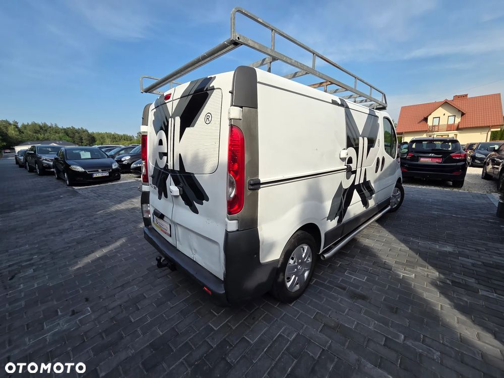 Opel VIVARO - 11