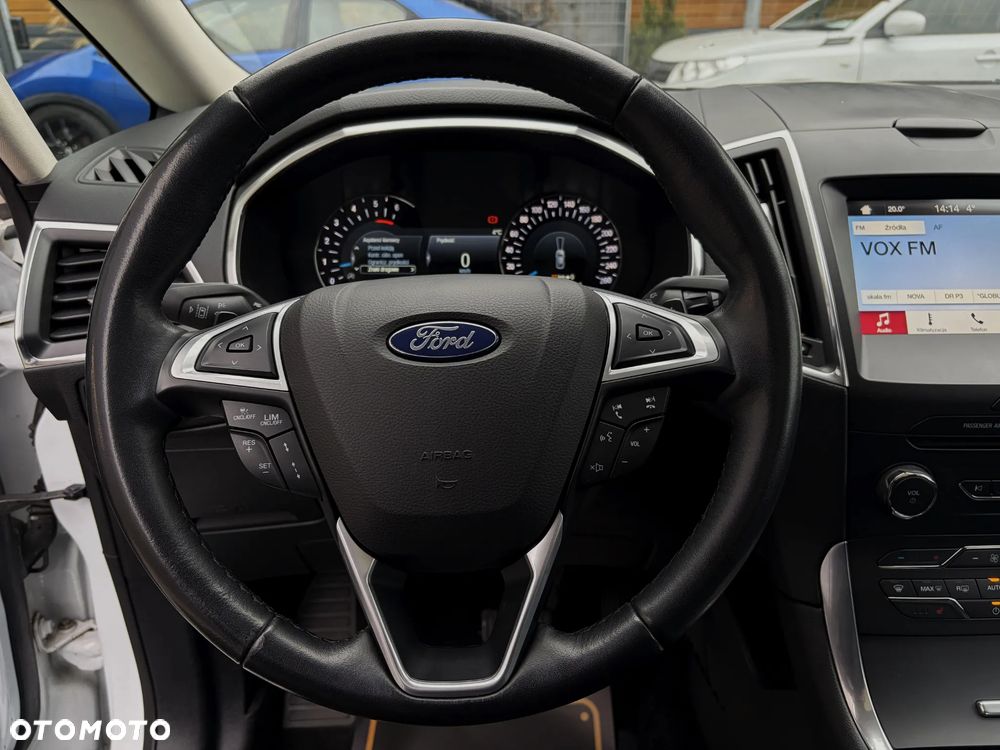 Ford S-Max - 23