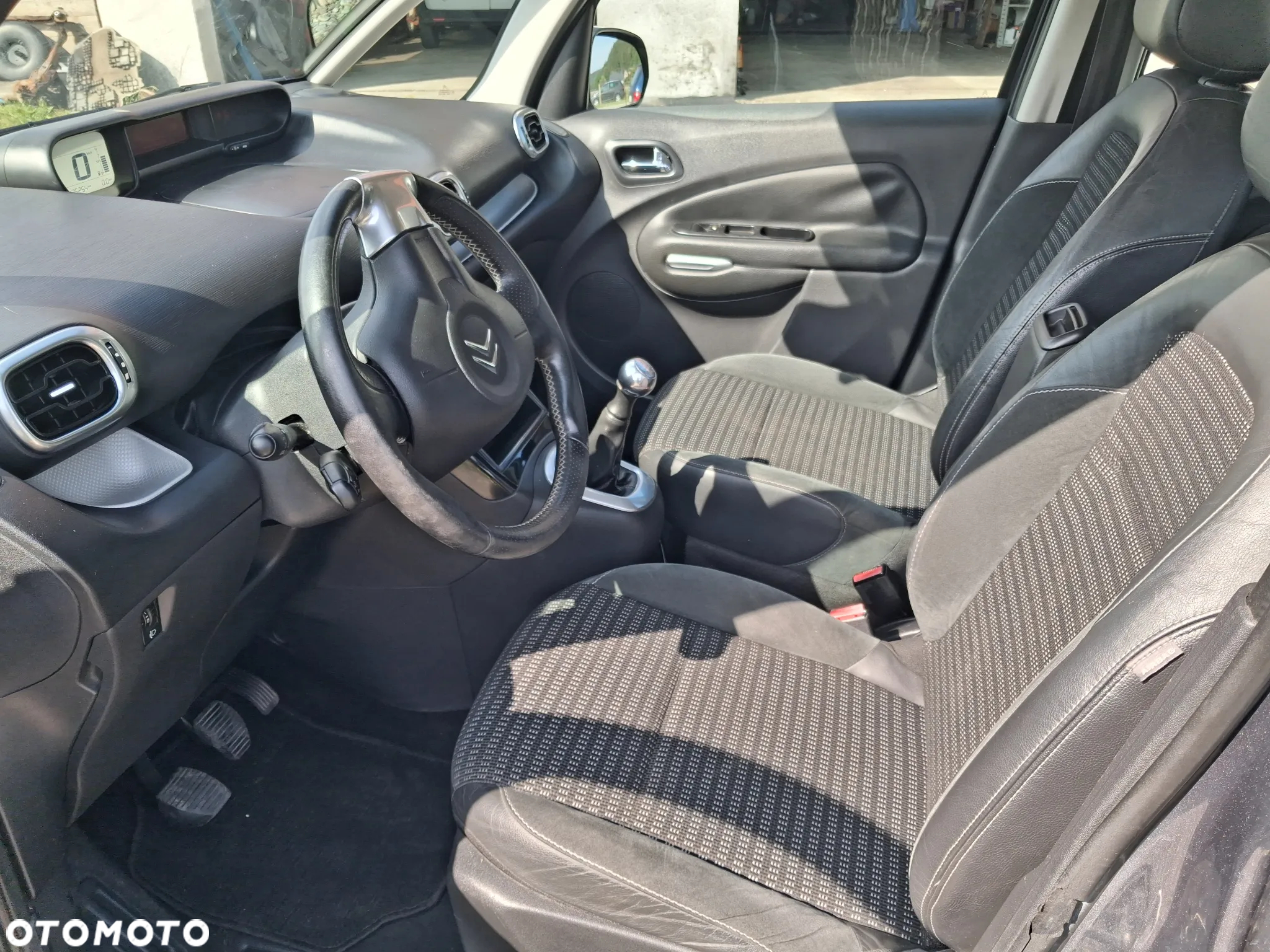 Citroën C3 Picasso HDi 110 FAP Exclusive - 9