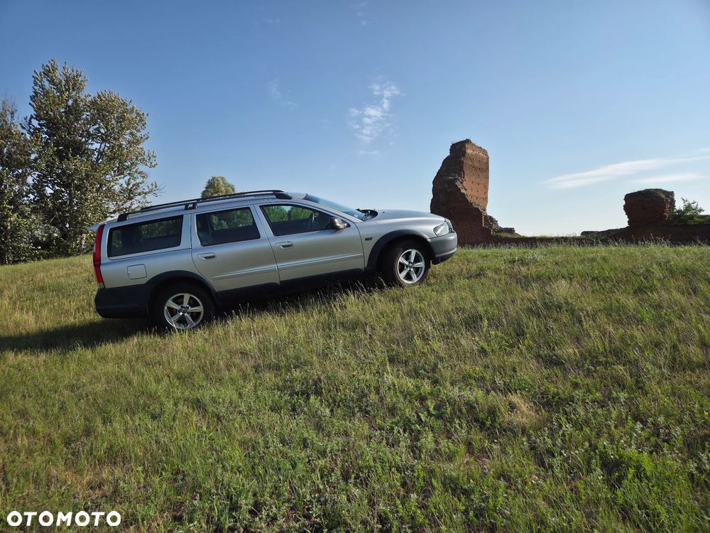 Volvo XC 70 D5 AWD Automatik - 17