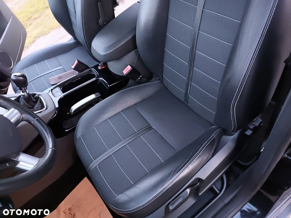 Ford Kuga 2.0 TDCi 4WD Titanium - 28