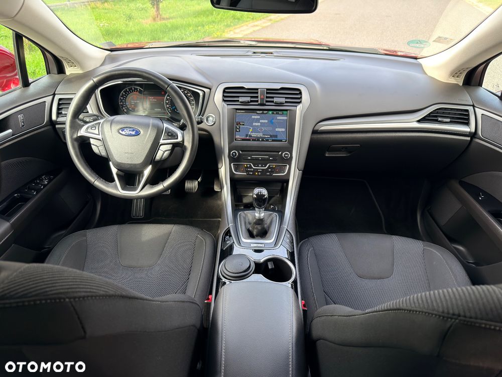 Ford Mondeo 2.0 TDCi STart-Stopp Titanium - 32