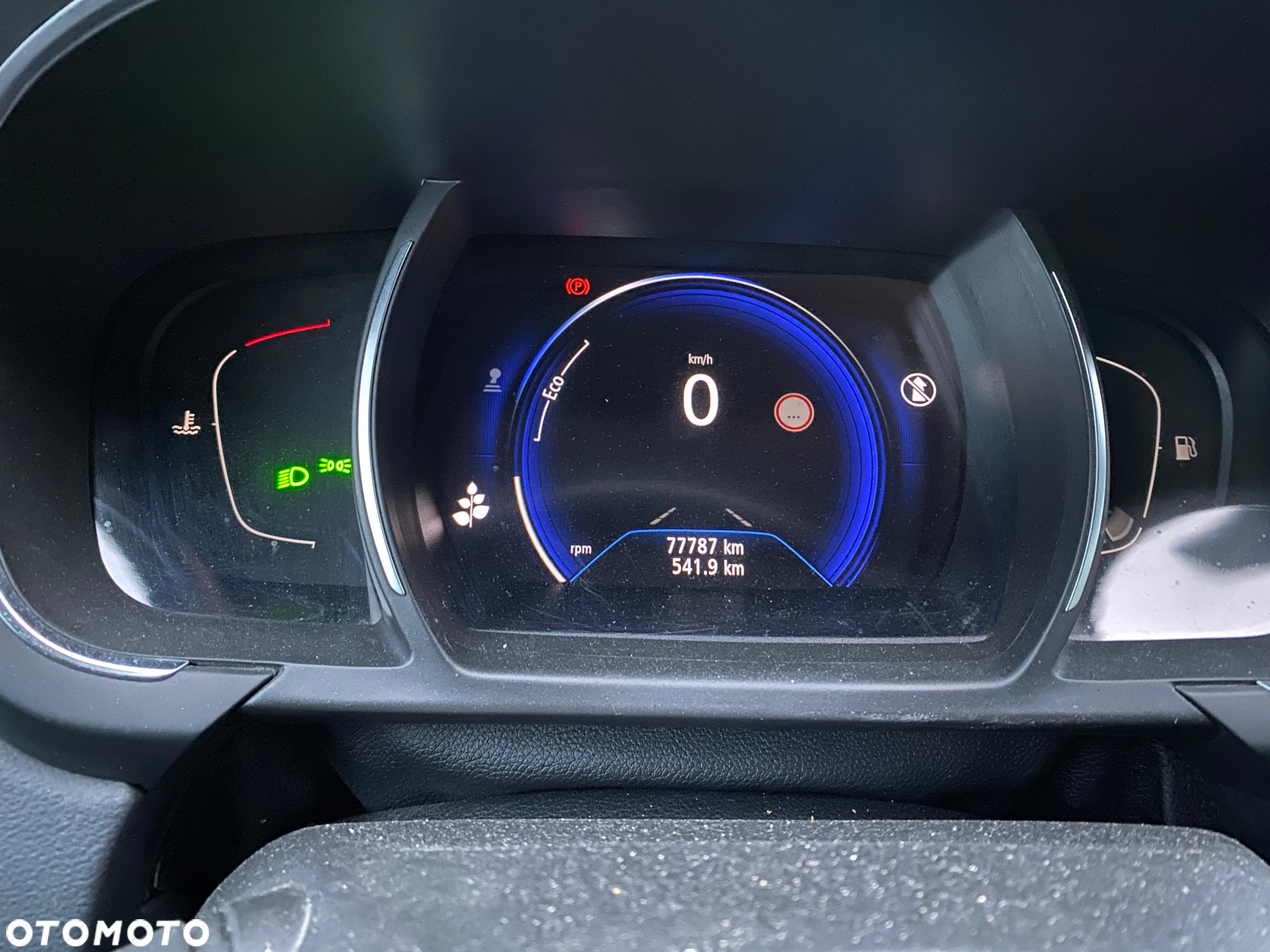 Renault Scenic 1.7 Blue dCi Zen - 11